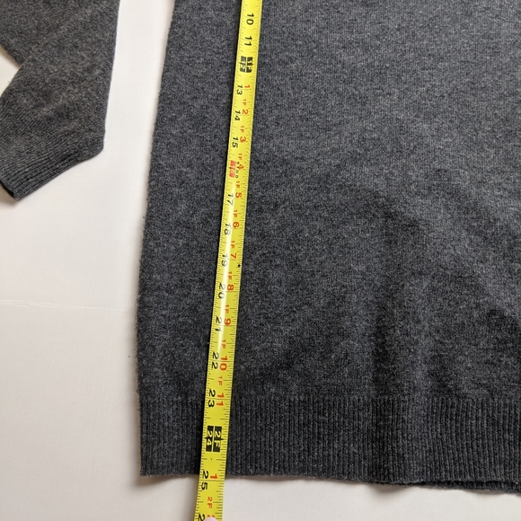 Line the Label Wool Cashmere Blend Sweater V neck - Picture 2 of 6